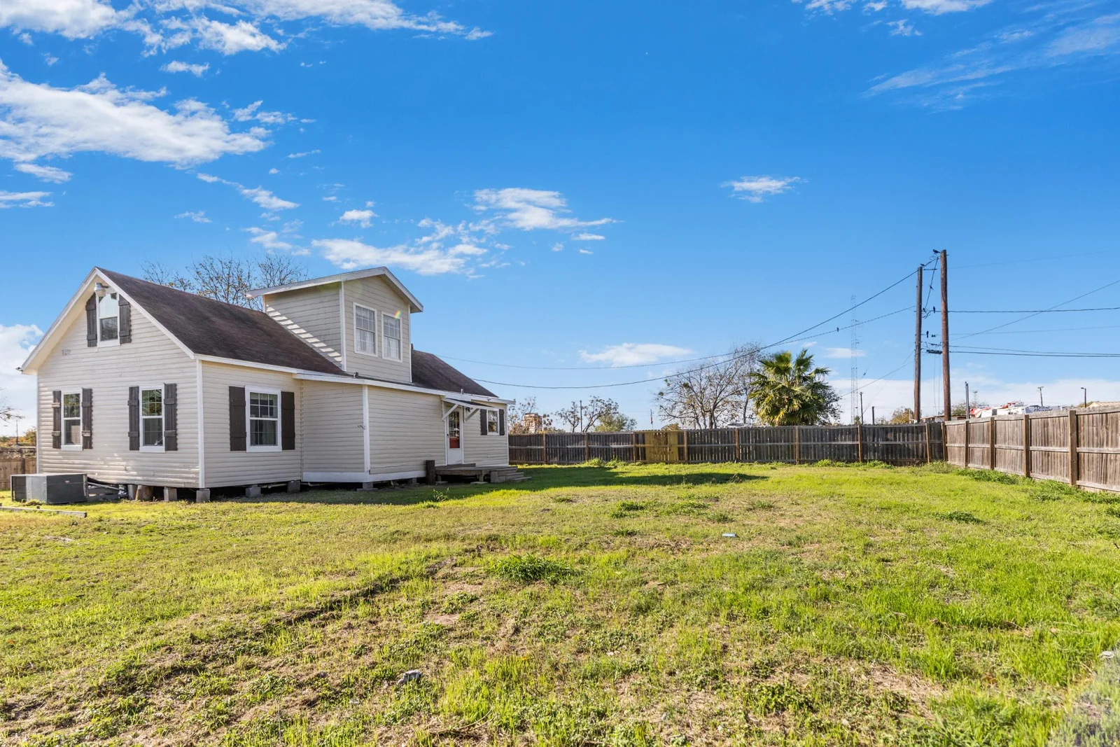 Property photo 8