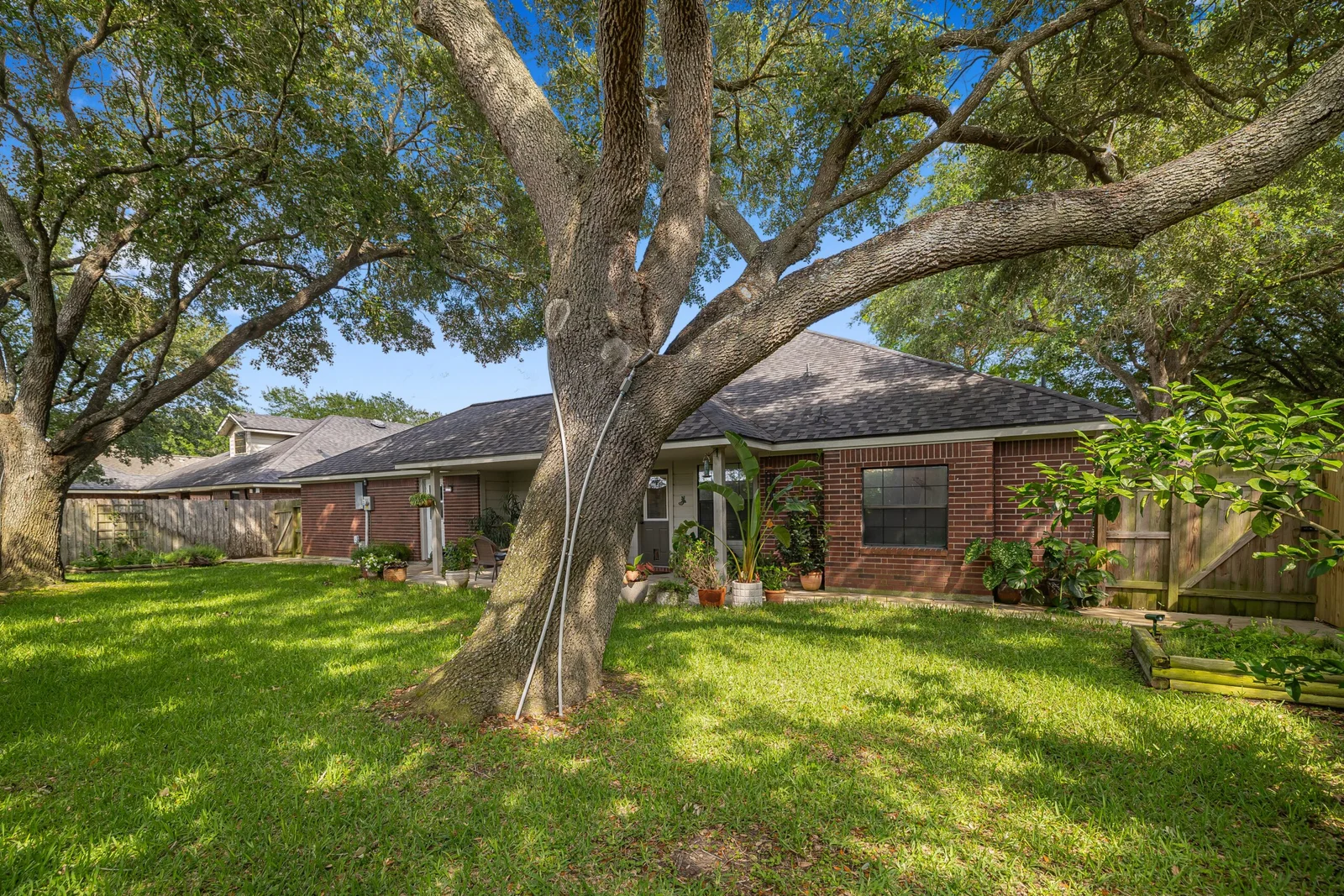 Property photo 33