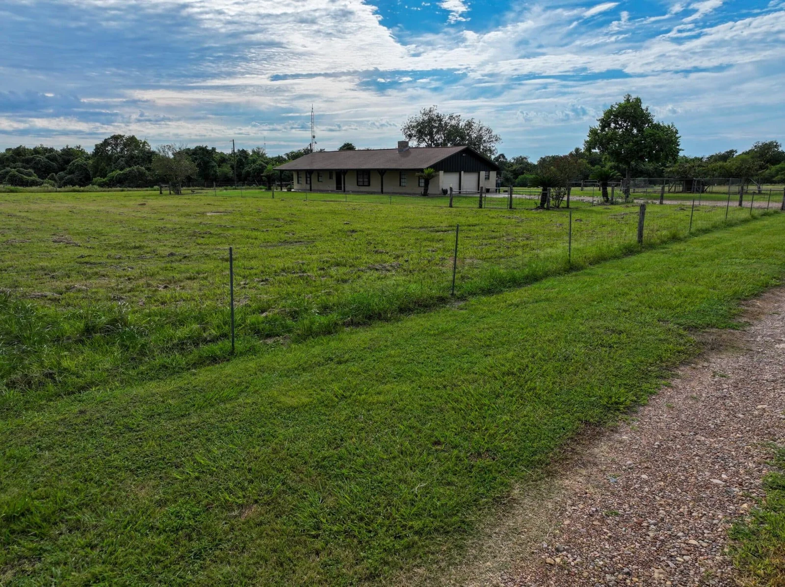 Property photo 43