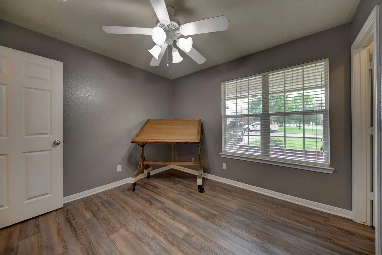 Property photo 24
