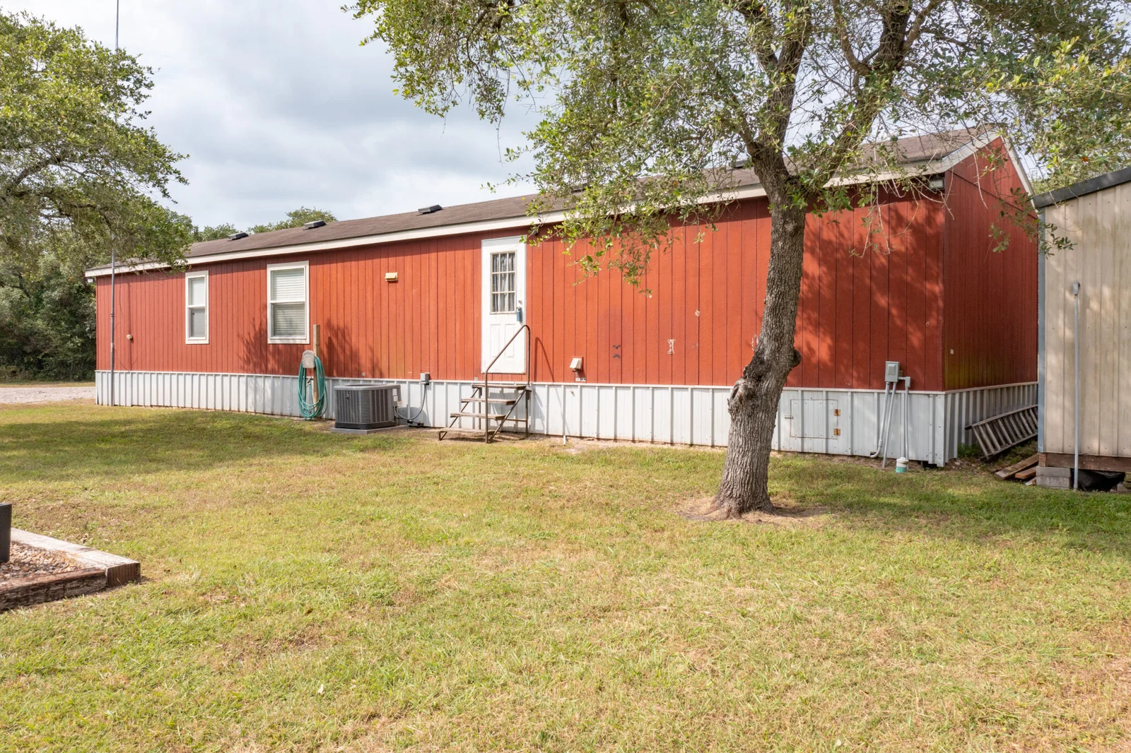 Property photo 44