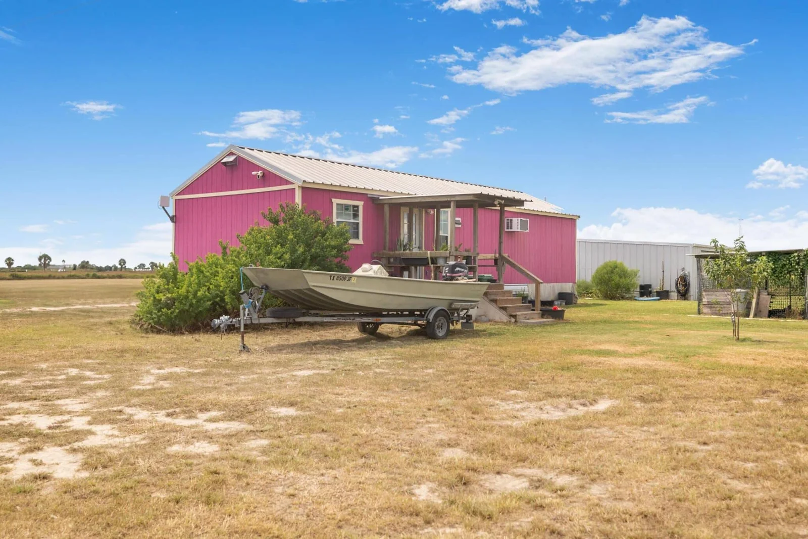 Property photo 24