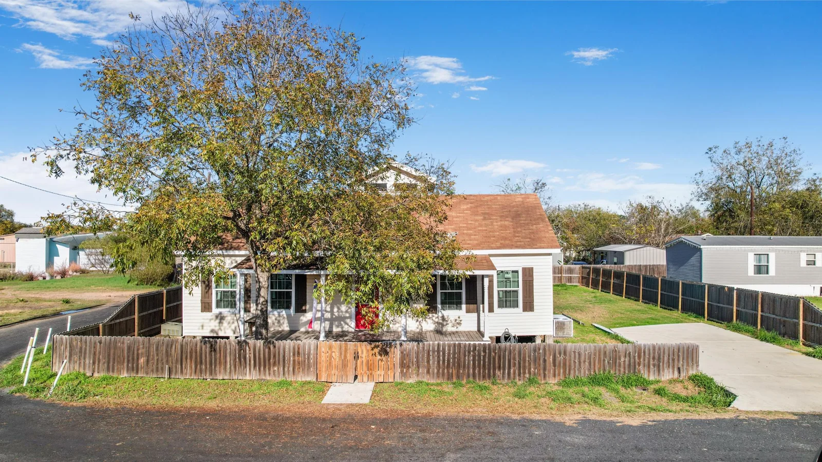Property photo 46