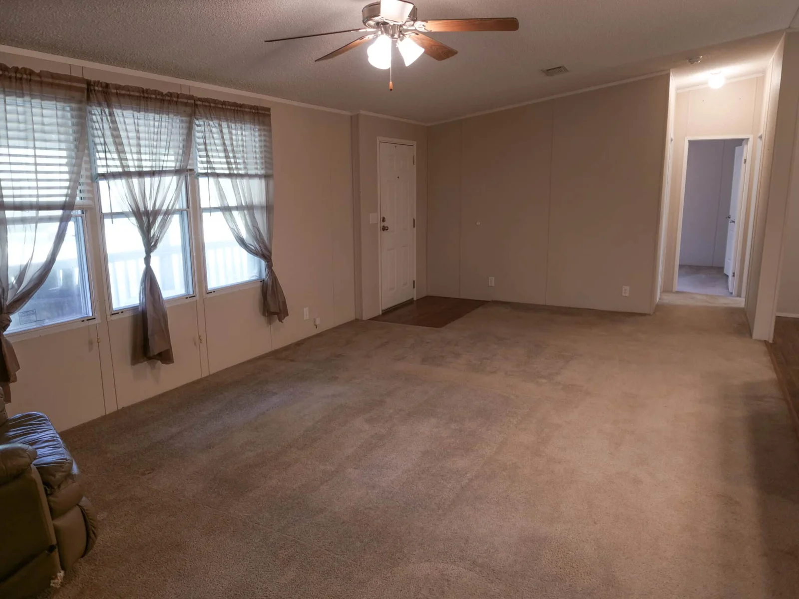 Property photo 35