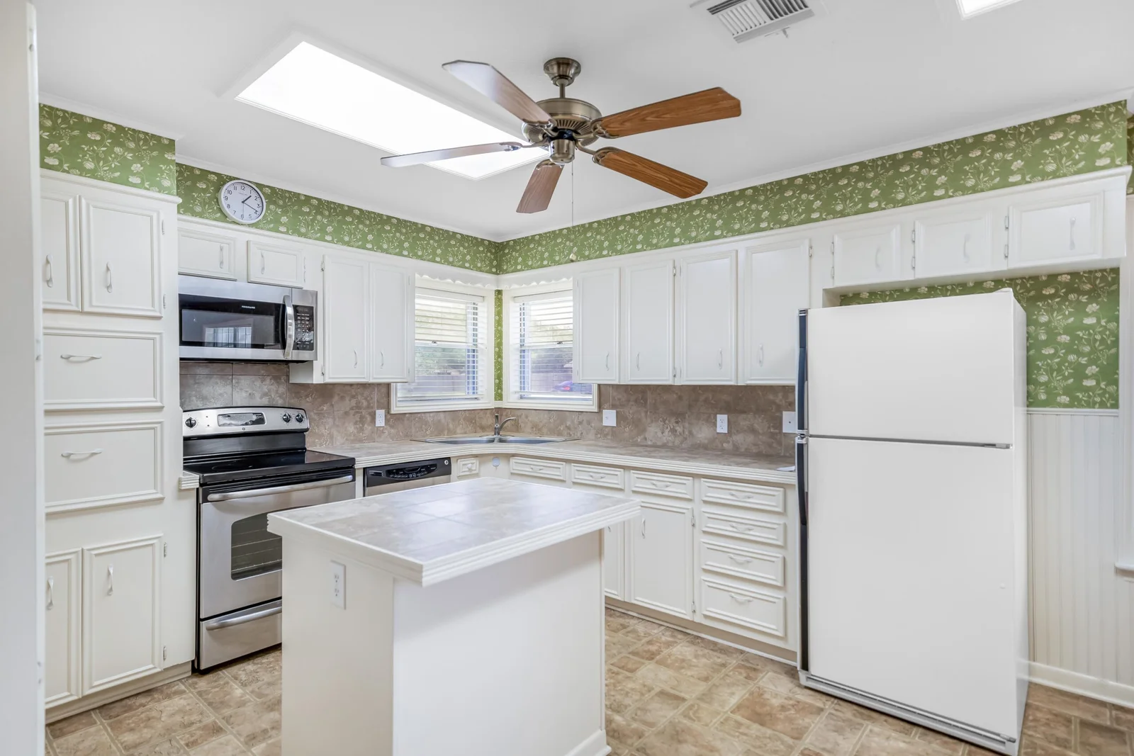 Property photo 8